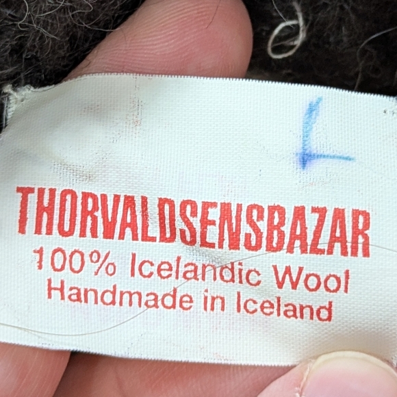 Vintage Thorvaldsens Bazar Icelandic Tan Cream Brown Wool Sweater L - Picture 7 of 8